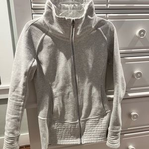 Lululemon hip length full zip up sweat shirt with cowl neck